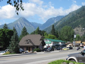 A bit of Leavenworth with Icicle Canyon in the background