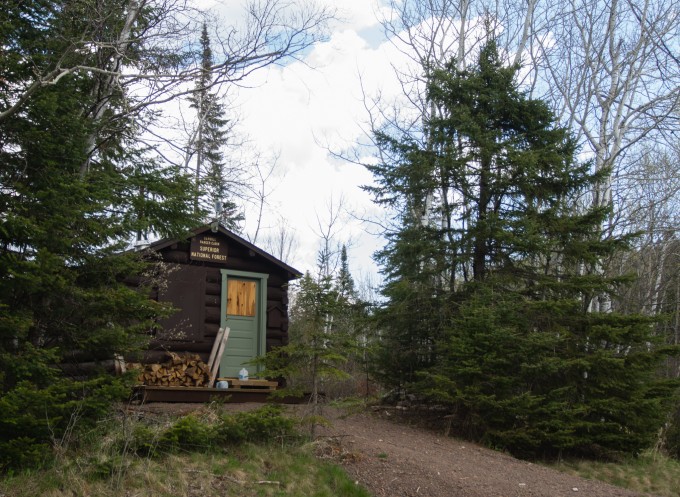 Small ranger cabin at the trailhead. 
